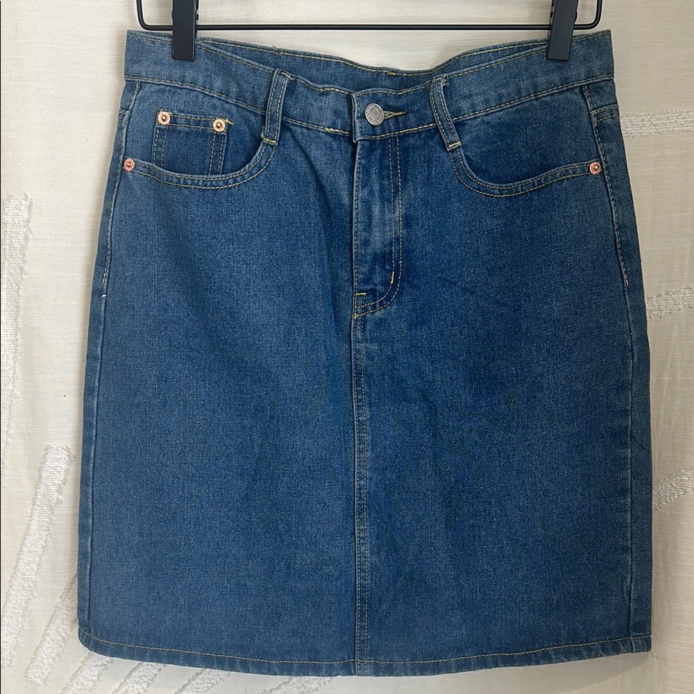 Chouyatou Classic Blue Denim Skirt – Timeless Style & Versatility